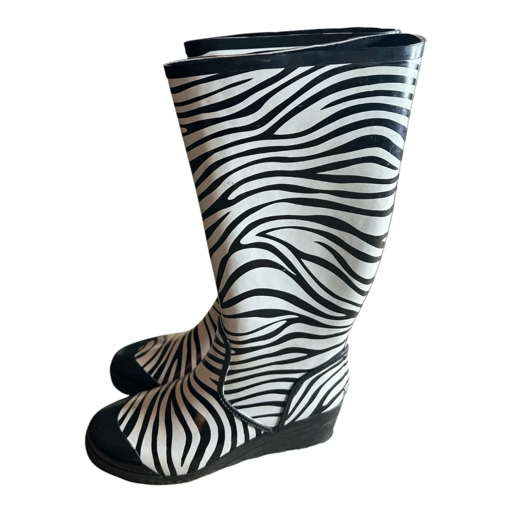Michael Kors Zebra Print Rain Boots Women's Size 7.5 Black White Knee High